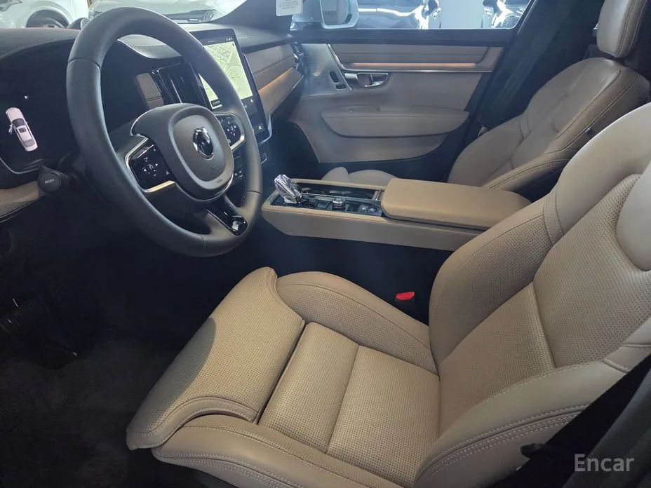 Фото 2 - Volvo S90