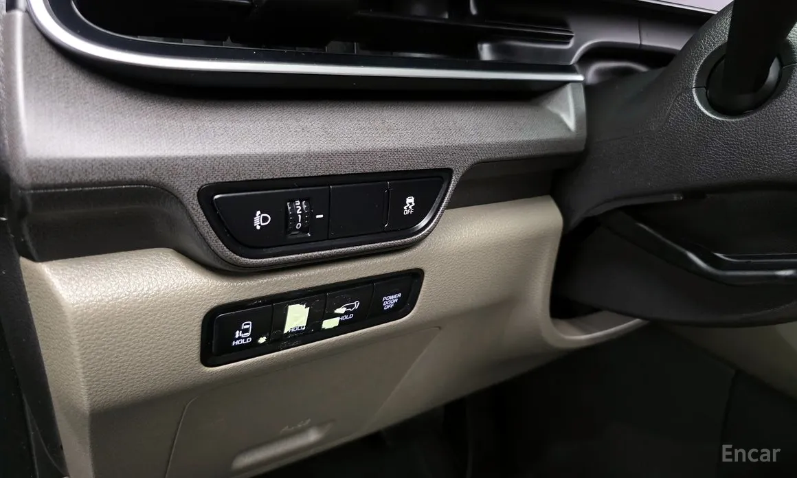 Фото 14 - Kia Carnival