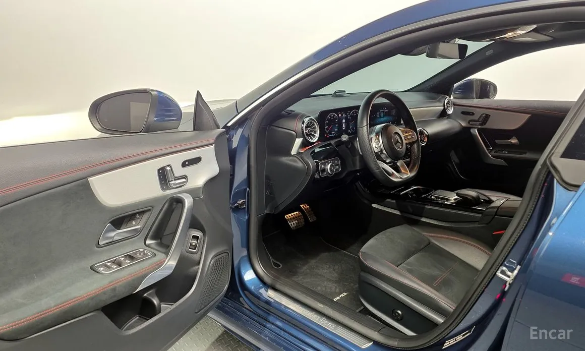 Фото 10 - Mercedes-Benz CLA-Class