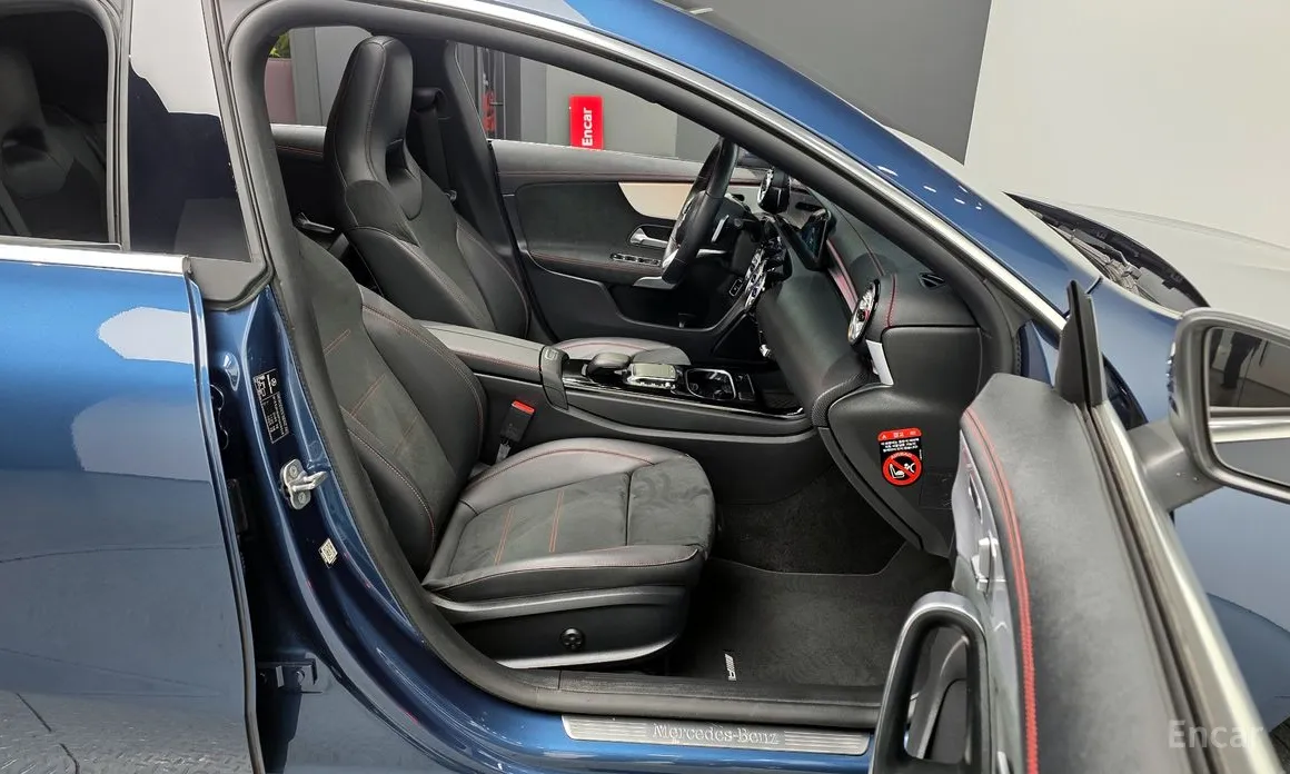 Фото 11 - Mercedes-Benz CLA-Class