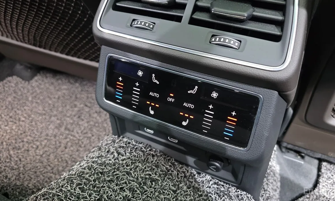 Фото 18 - Audi A7