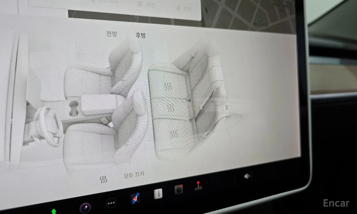 Фото 19 - Tesla Model 3