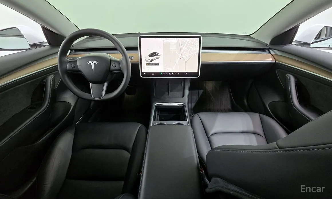 Фото 7 - Tesla Model 3