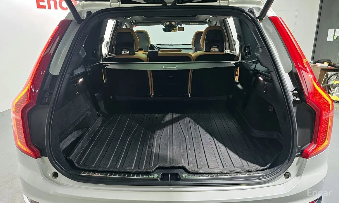 Фото 20 - Volvo XC90