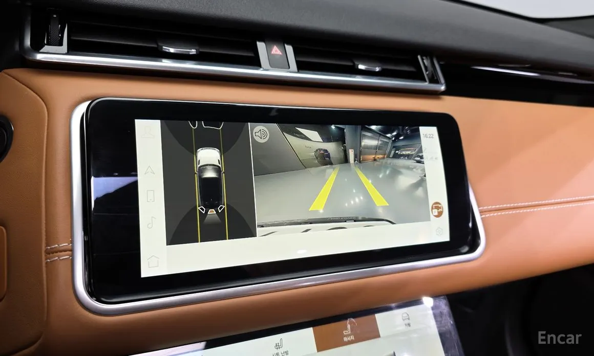 Фото 15 - Land Rover Range Rover Velar