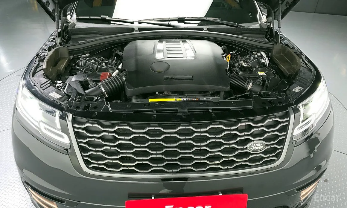 Фото 6 - Land Rover Range Rover Velar