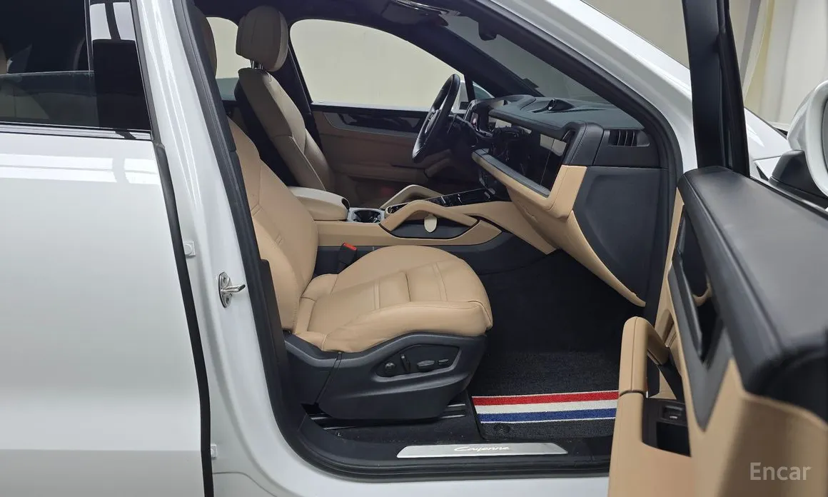 Фото 11 - Porsche Cayenne