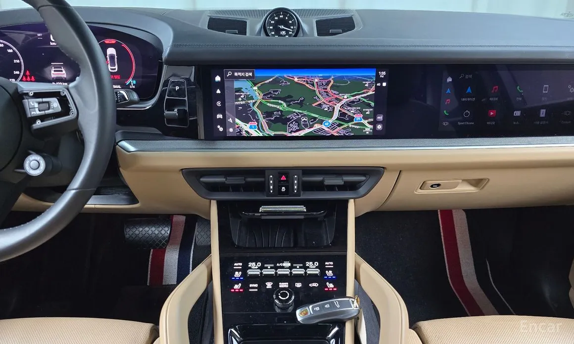 Фото 13 - Porsche Cayenne