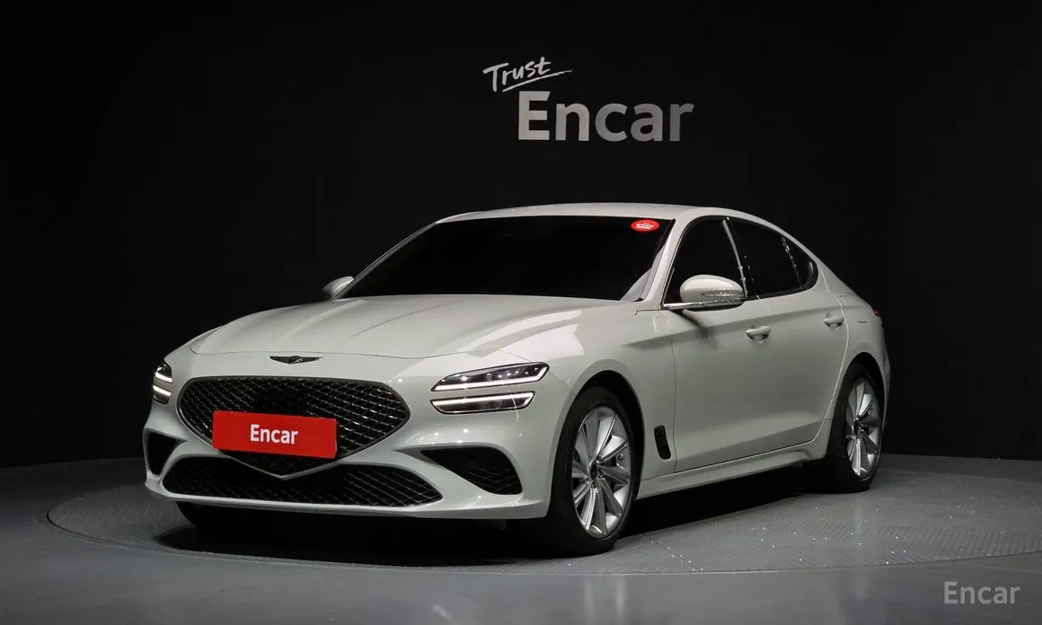 Фото 1 - Genesis G70