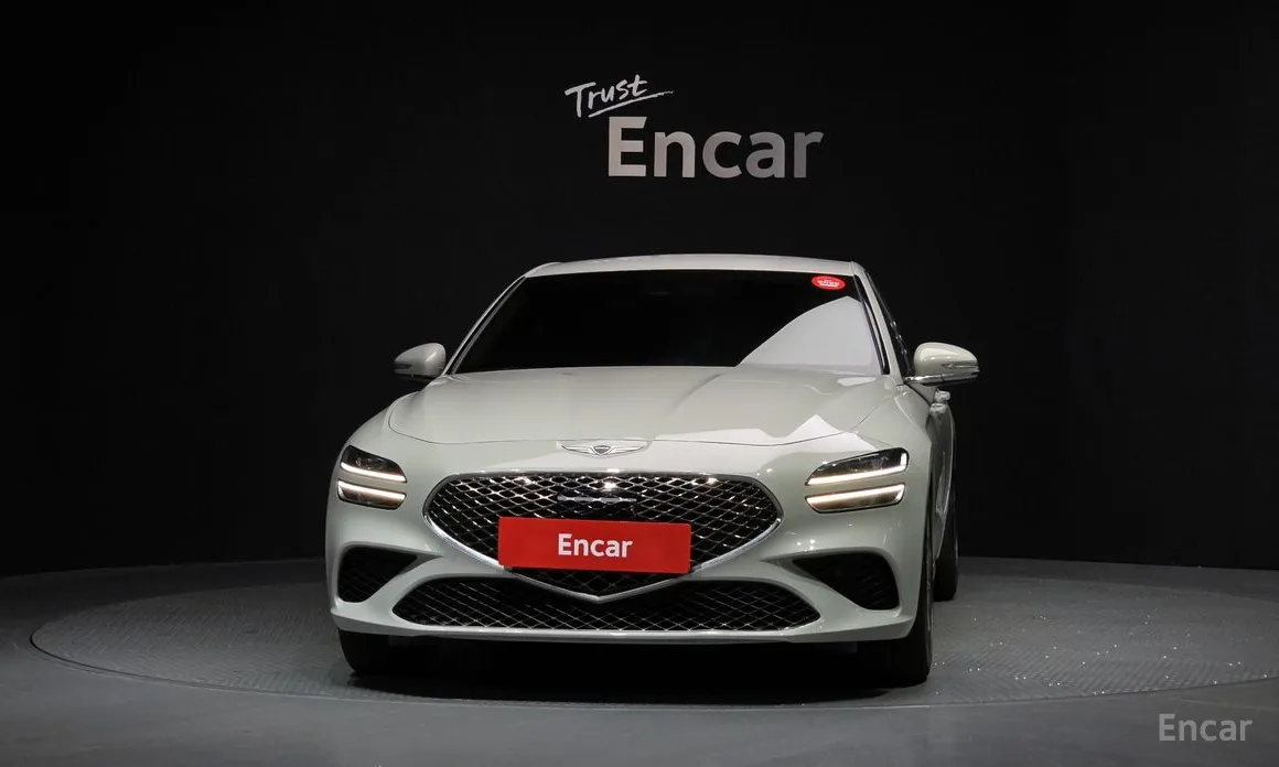 Фото 3 - Genesis G70