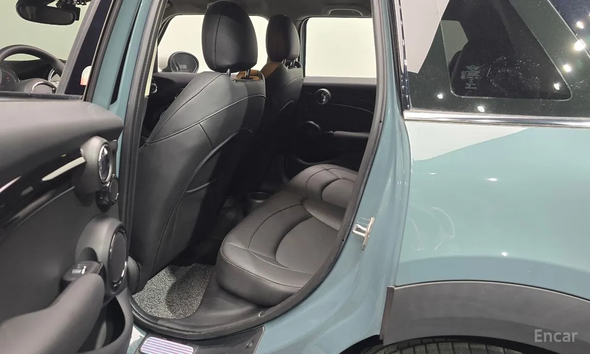 Фото 12 - Mini Cooper