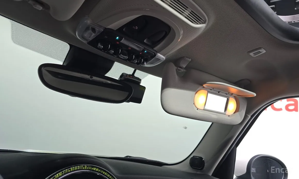 Фото 19 - Mini Cooper