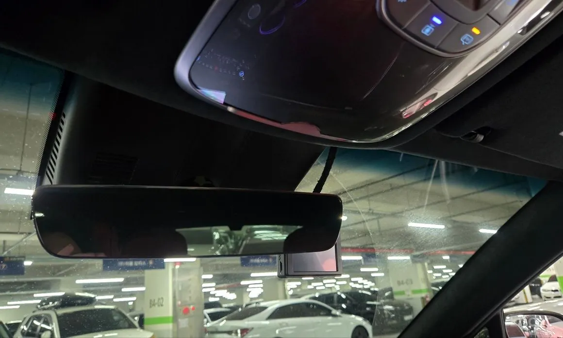 Фото 13 - Genesis GV80