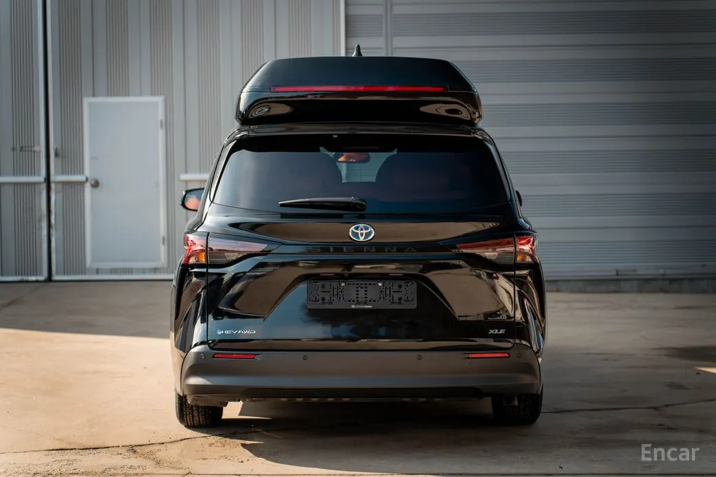 Photo 4 - Toyota Sienna