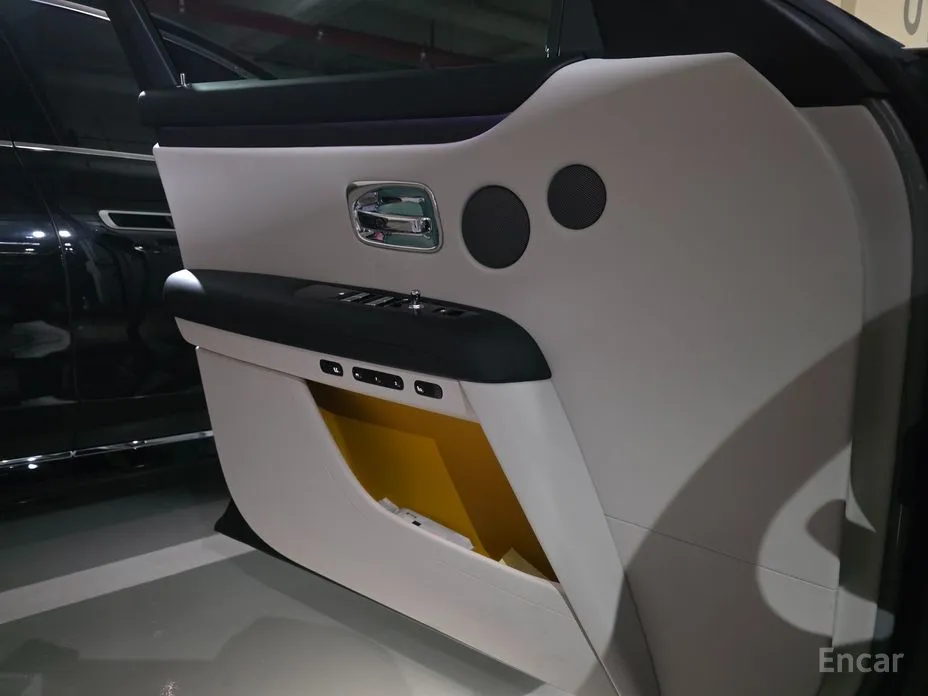 Фото 13 - Rolls-Royce Ghost