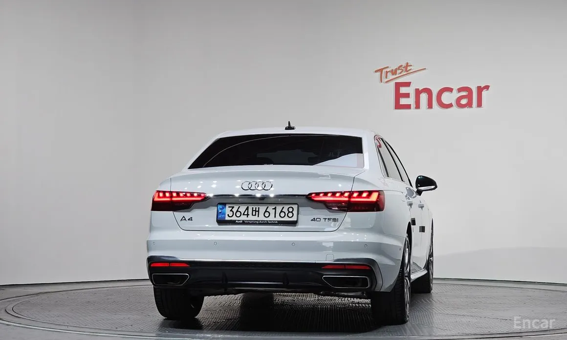 Фото 4 - Audi A4