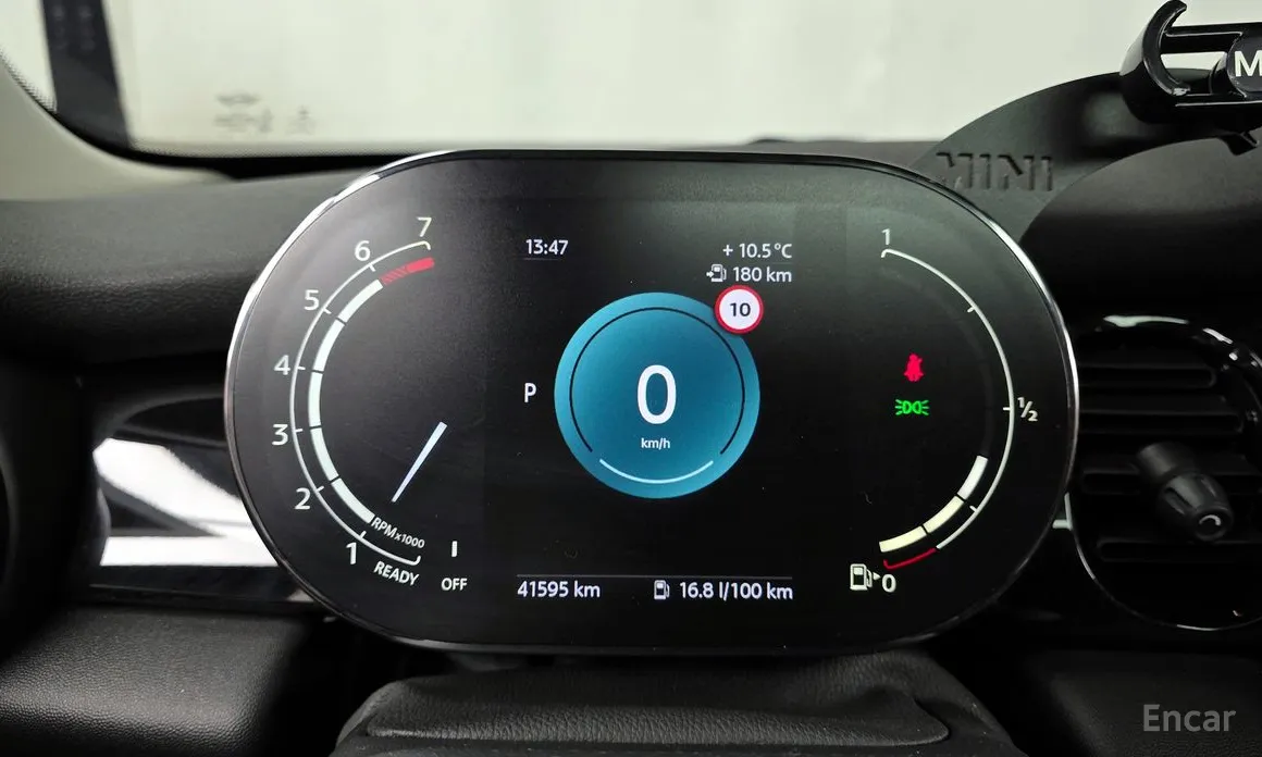 Фото 8 - Mini Cooper