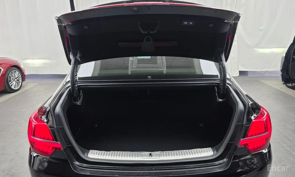 Фото 20 - Kia K9