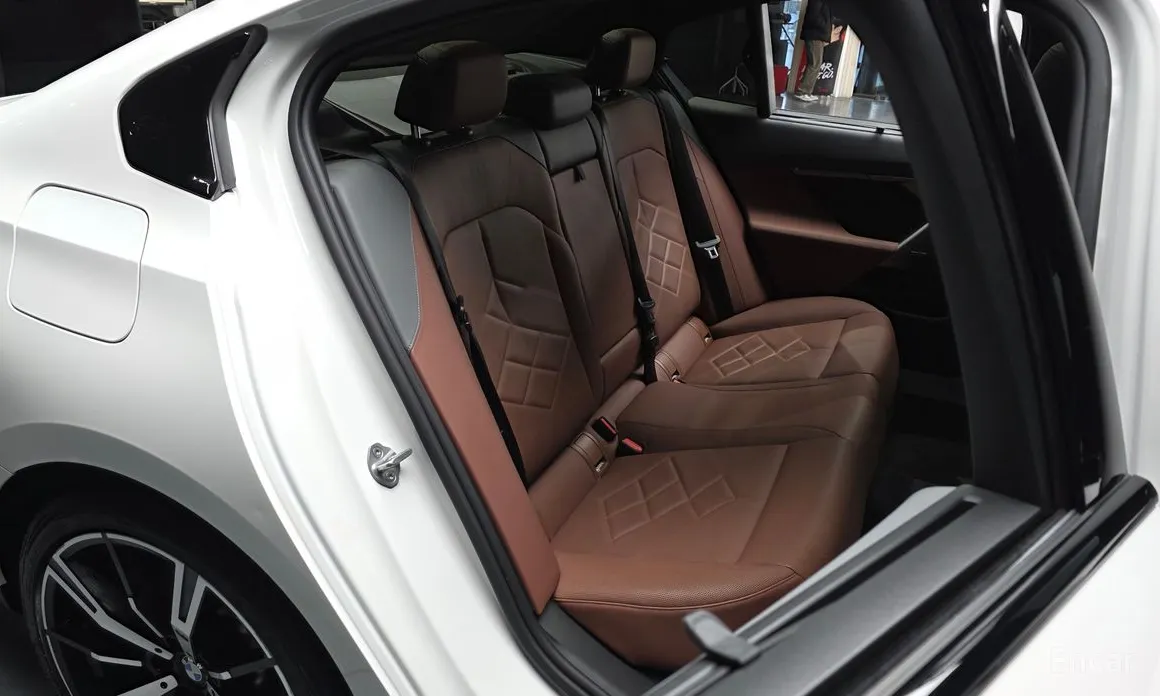 Фото 11 - BMW 5 Series