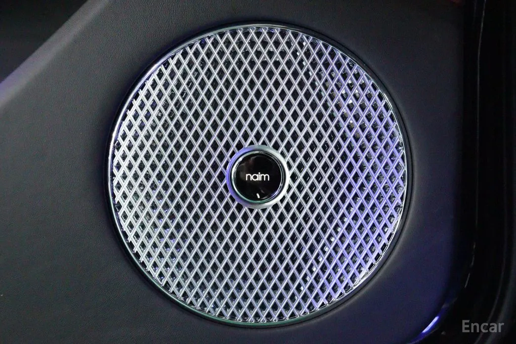 Фото 18 - Bentley Flying Spur