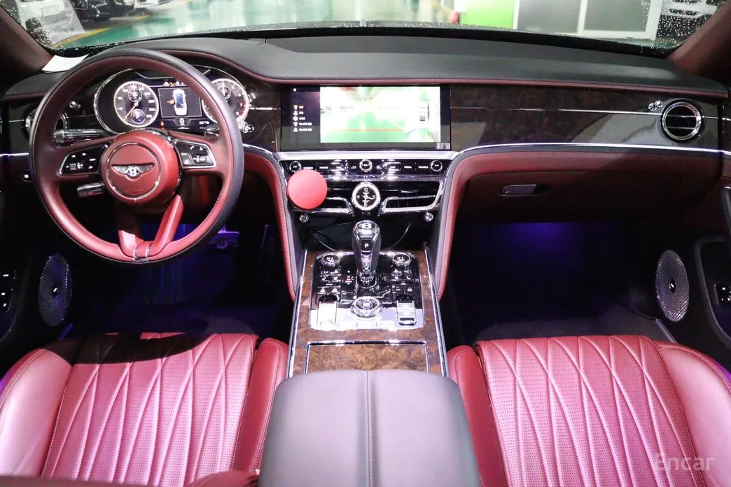 Фото 6 - Bentley Flying Spur