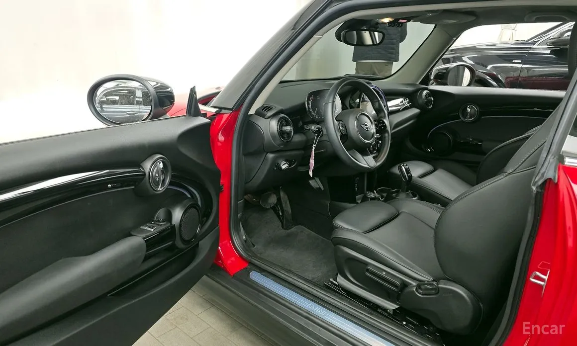 Фото 10 - Mini Cooper