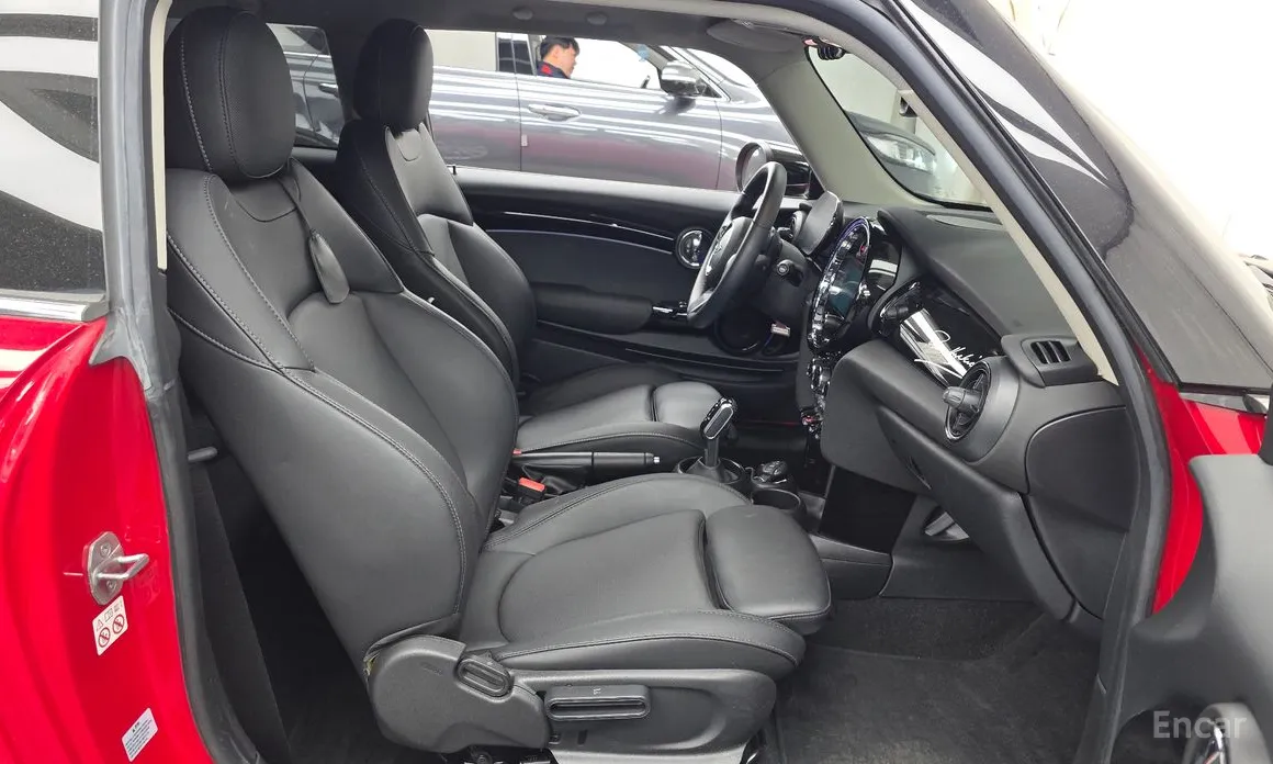 Фото 11 - Mini Cooper