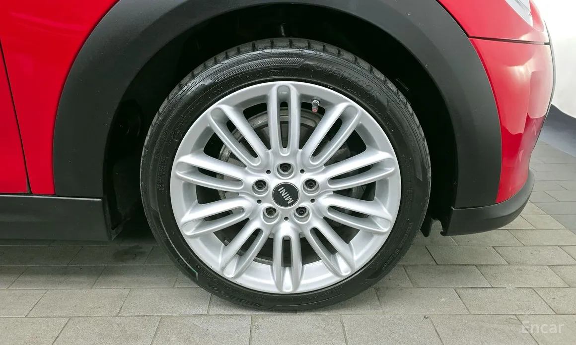 Фото 5 - Mini Cooper