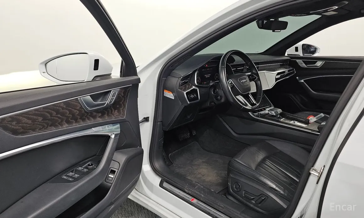 Фото 10 - Audi A6