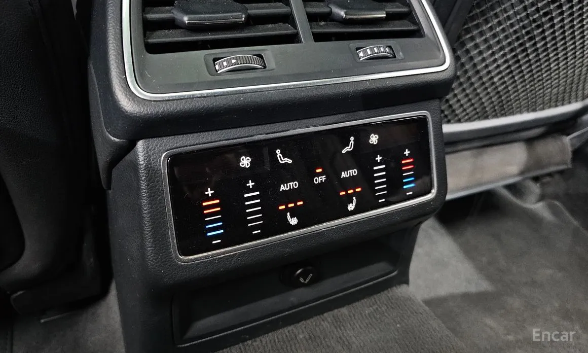 Фото 19 - Audi A6