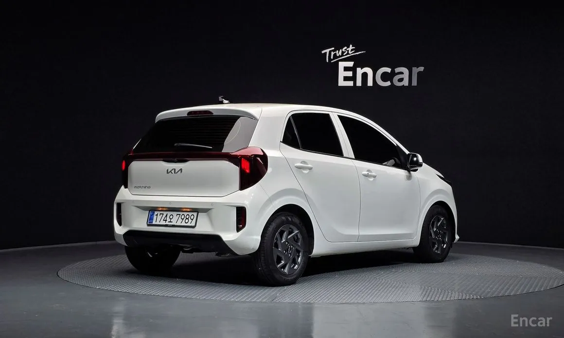 Фото 2 - Kia Morning