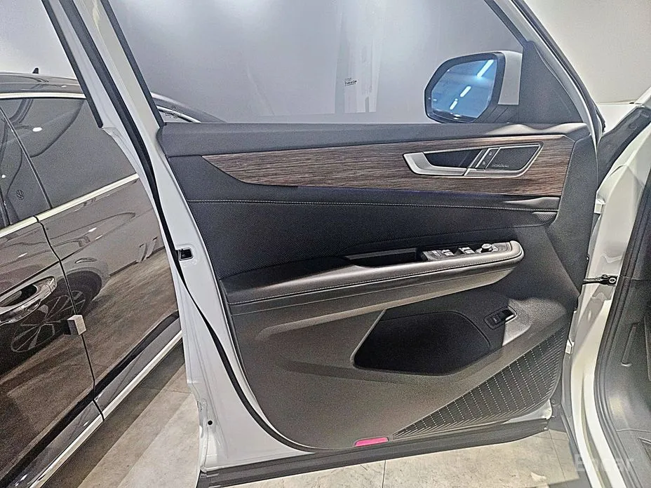 Фото 15 - Volkswagen Atlas