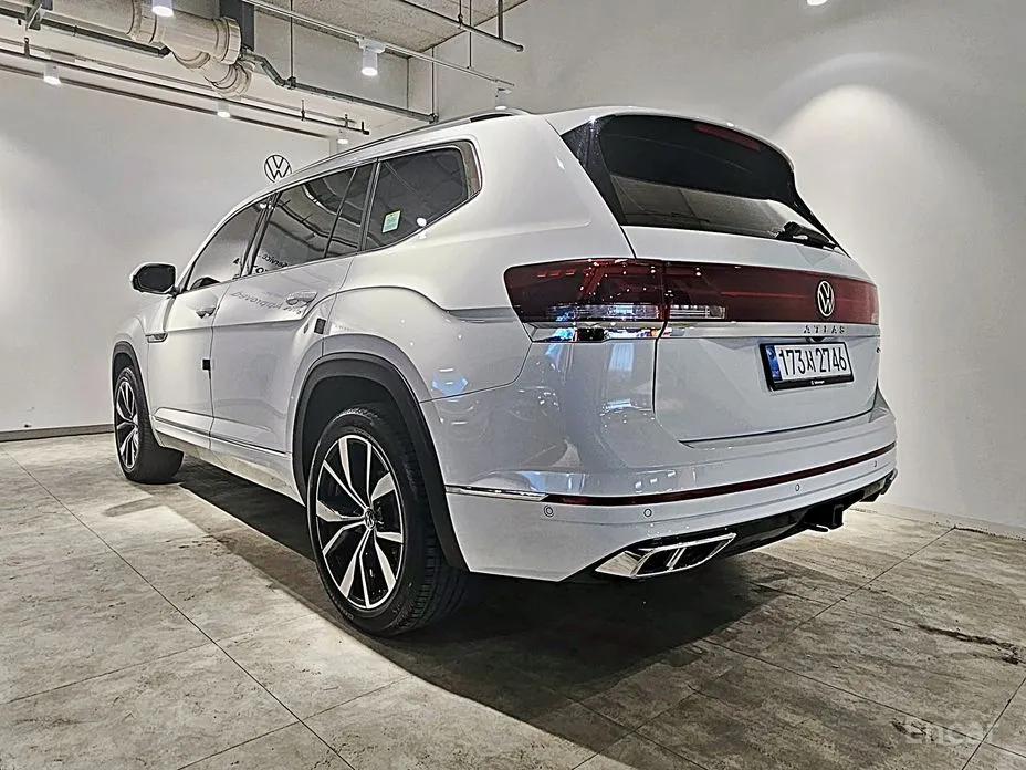 Фото 2 - Volkswagen Atlas