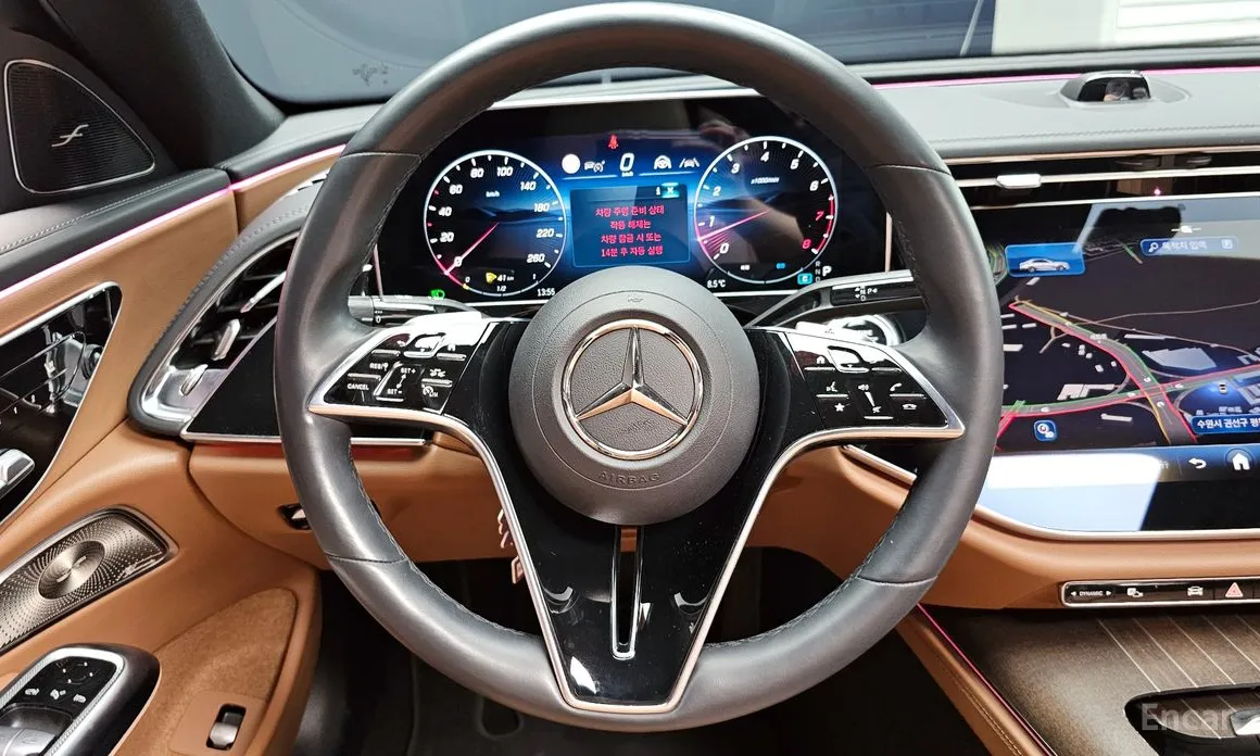 Фото 13 - Mercedes-Benz E-Class