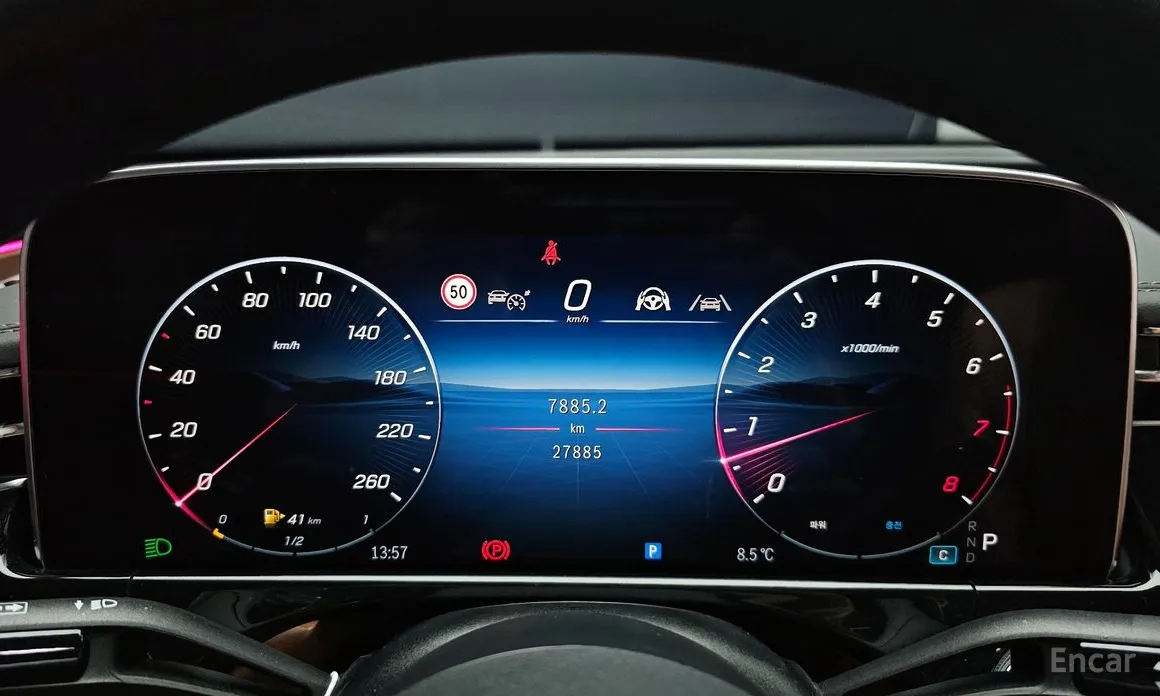 Фото 8 - Mercedes-Benz E-Class