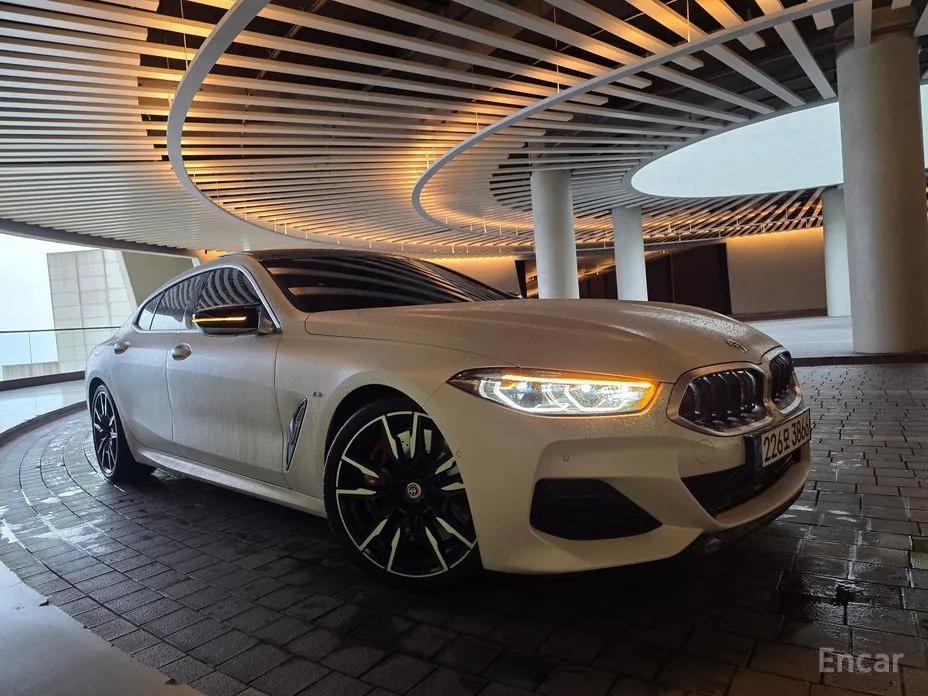 Фото 1 - BMW 8 Series