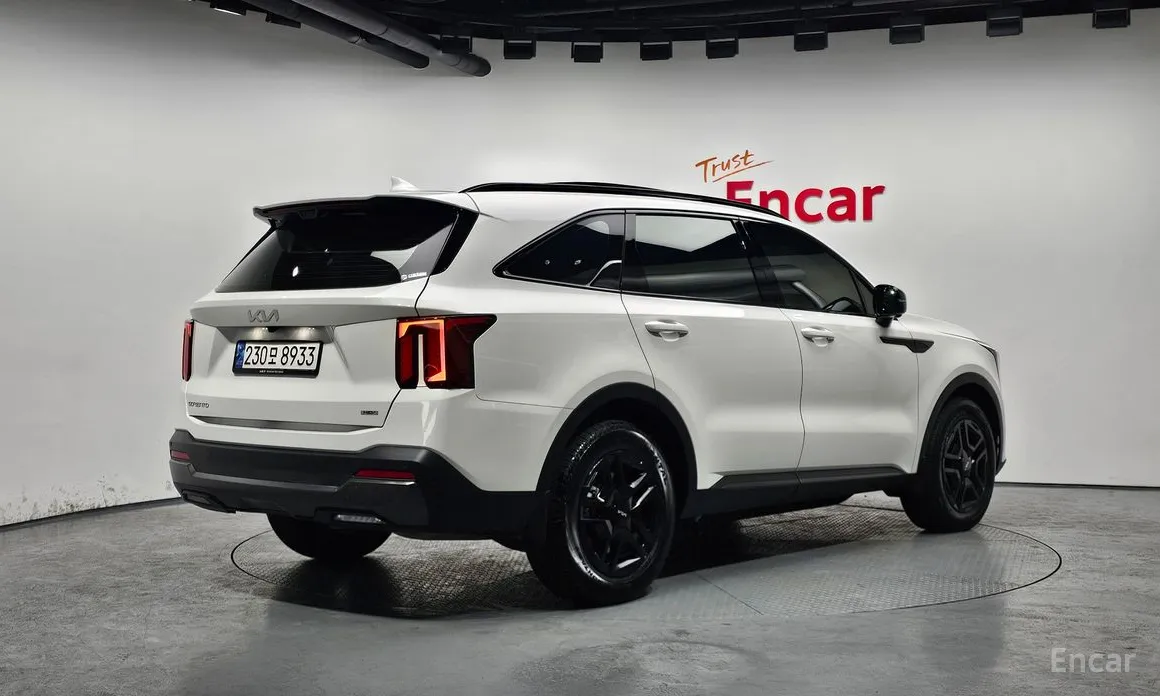 Фото 2 - Kia Sorento