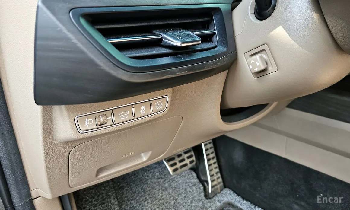 Фото 18 - Kia K8