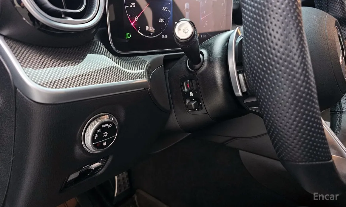 Фото 16 - Mercedes-Benz C-Class