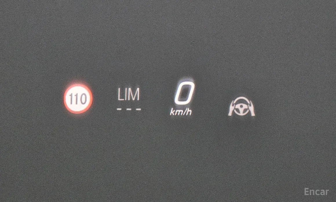 Фото 19 - Mercedes-Benz C-Class