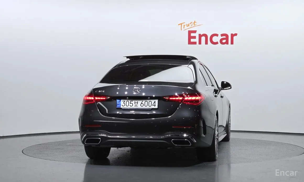 Фото 4 - Mercedes-Benz C-Class