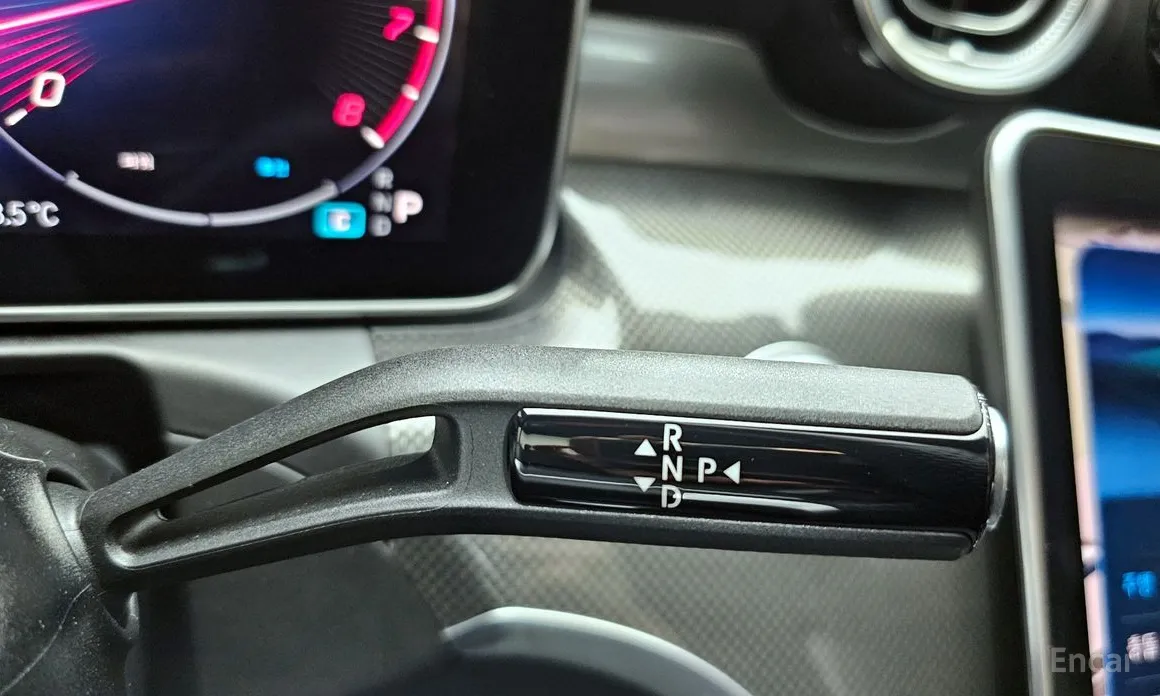 Фото 9 - Mercedes-Benz C-Class