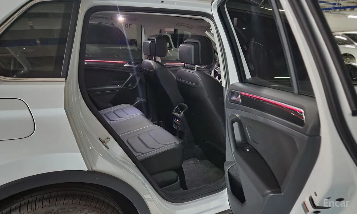 Фото 14 - Volkswagen Tiguan