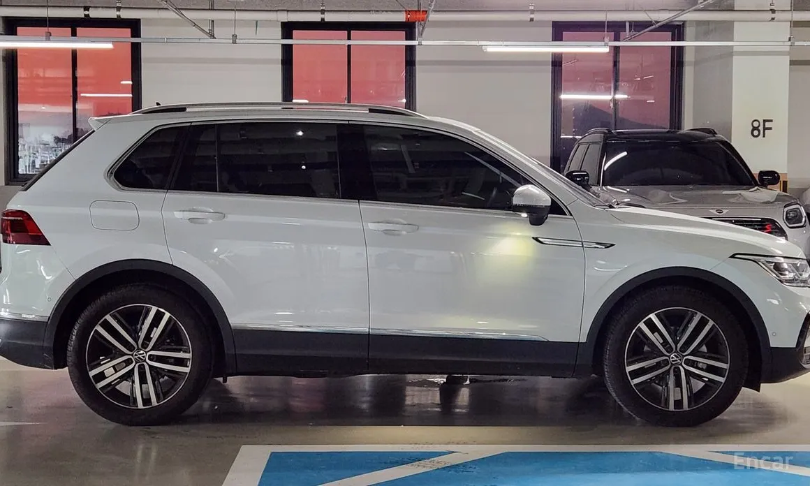 Фото 3 - Volkswagen Tiguan