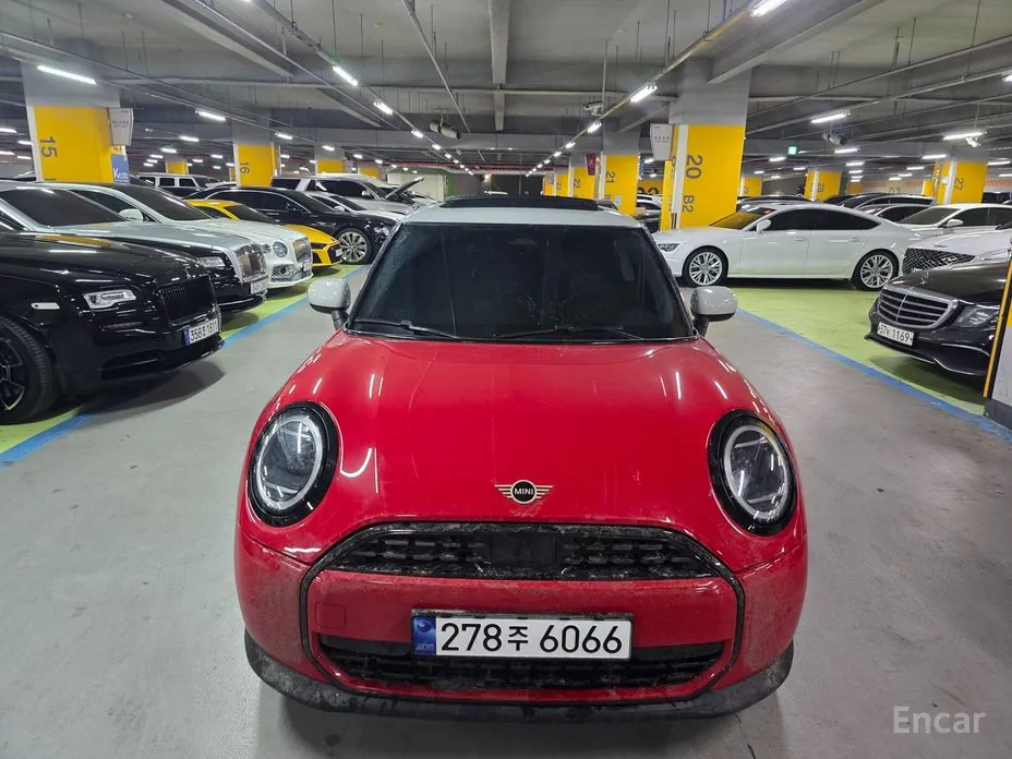 Фото 2 - Mini Cooper