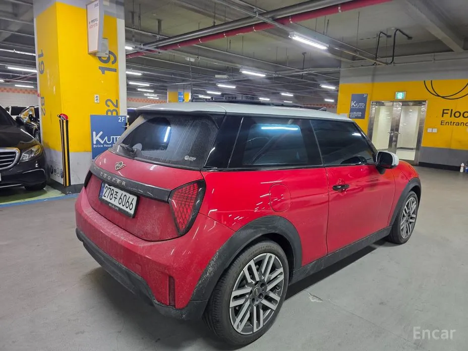 Фото 4 - Mini Cooper