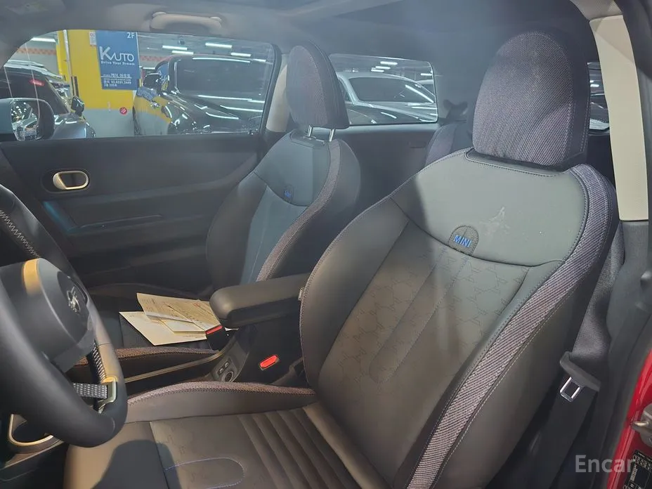 Фото 8 - Mini Cooper