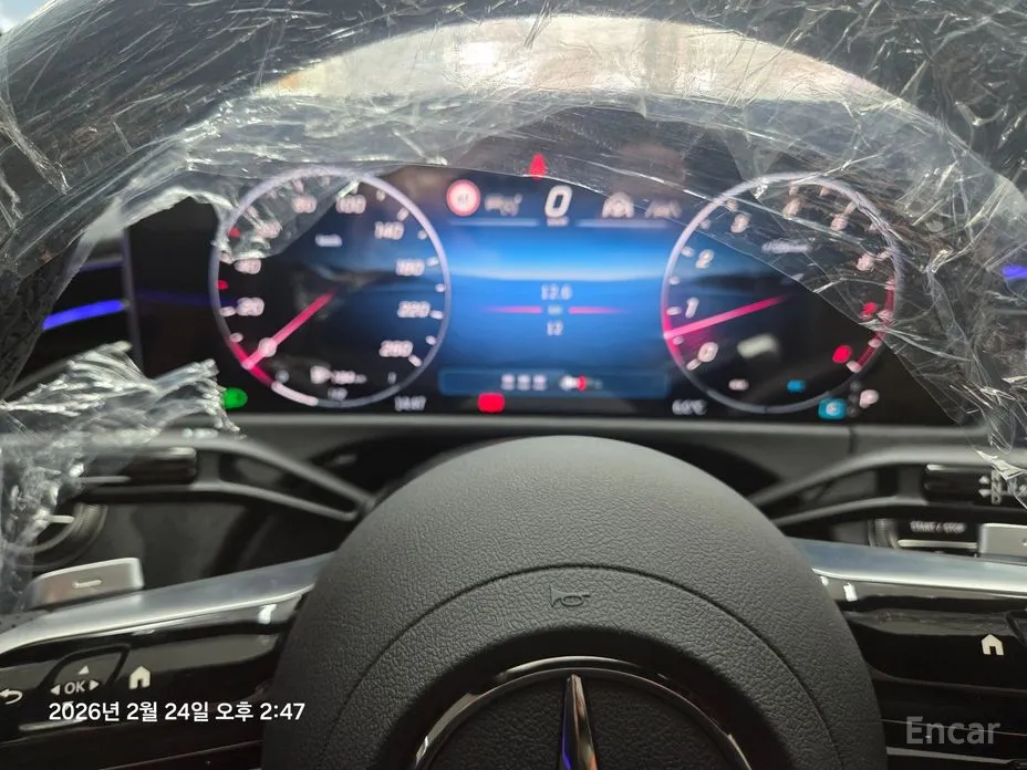 Фото 8 - Mercedes-Benz E-Class