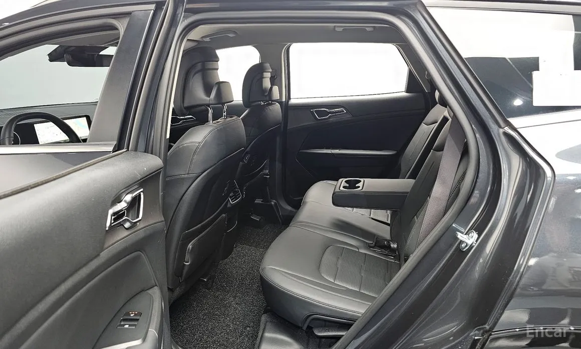 Фото 11 - Kia Sportage