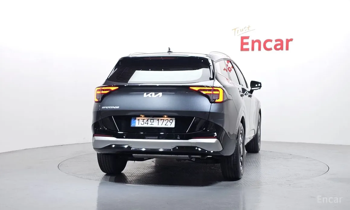 Фото 2 - Kia Sportage